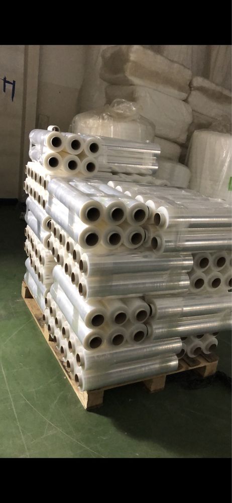 Folia stretch reczna 3kg transparent 23ui 300g gilza