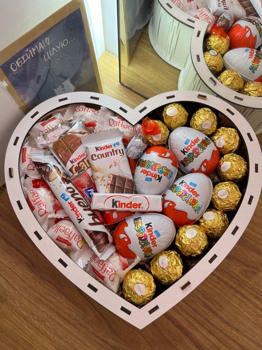 НАЙКРАЩА ЦІНА! Подарунковий бокс з цукерками/ подарунок для дівчини