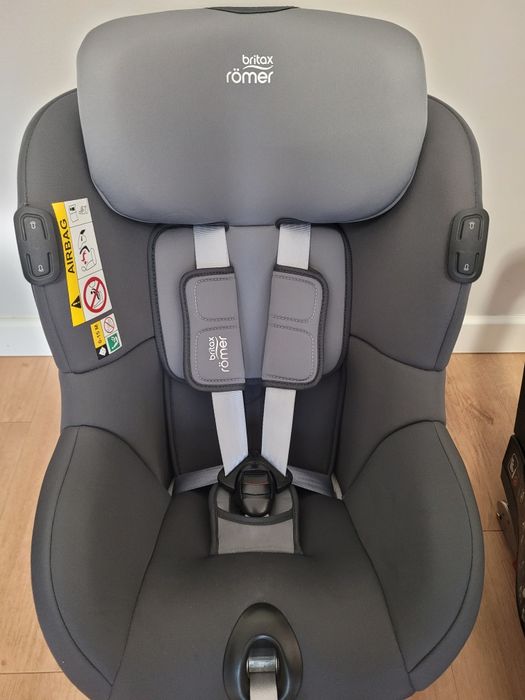 Fotelik samochodowy Britax Dualfix iSense Midnight Grey z bazą