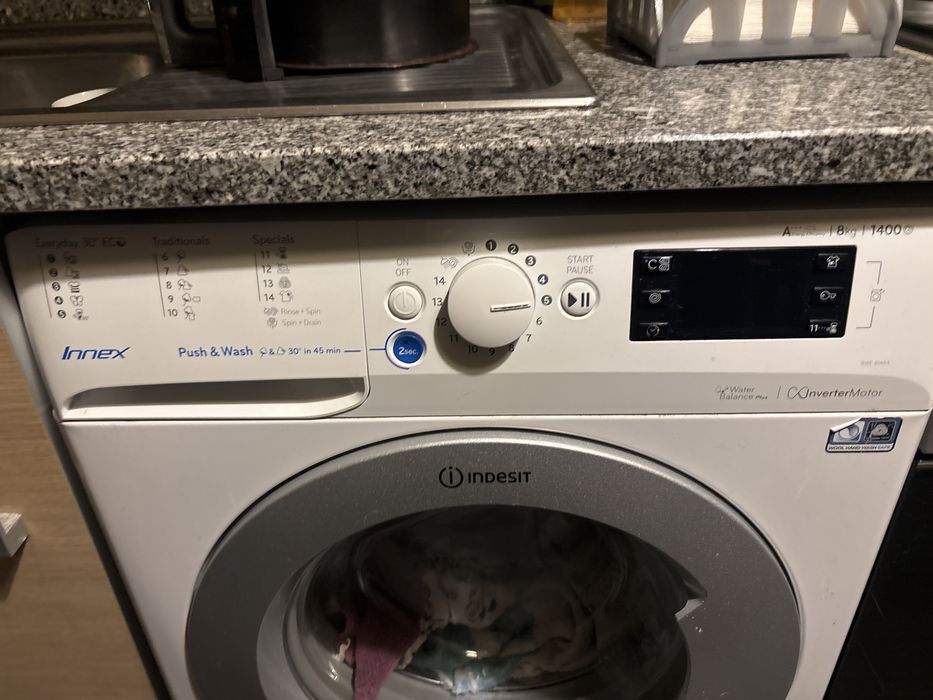Maquina lavar roupa