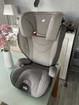 Fotelik samochodowy 15-36 kg joie
