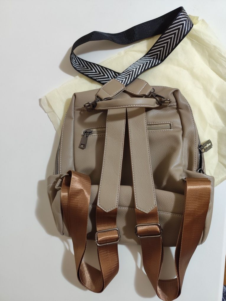 Mala mochila nova