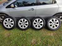 Oryginalne alufelgi 16" Honda z oponami zimowymi Dayton 205/55 R16