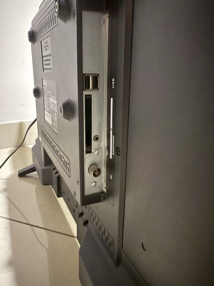 Telewizor akai 32 cale