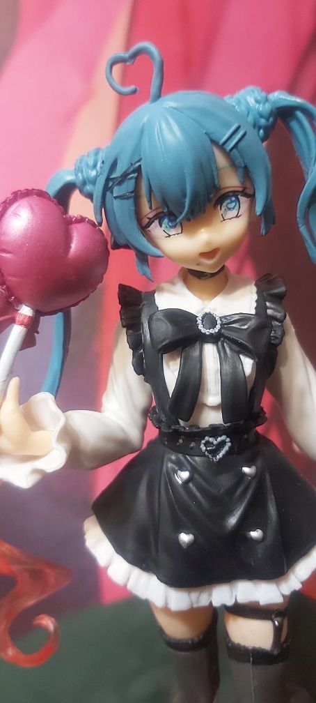 Figurka dziewczyna  anime hatsune miku