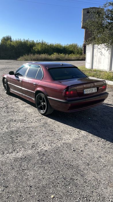 BMW E38 730d 2001