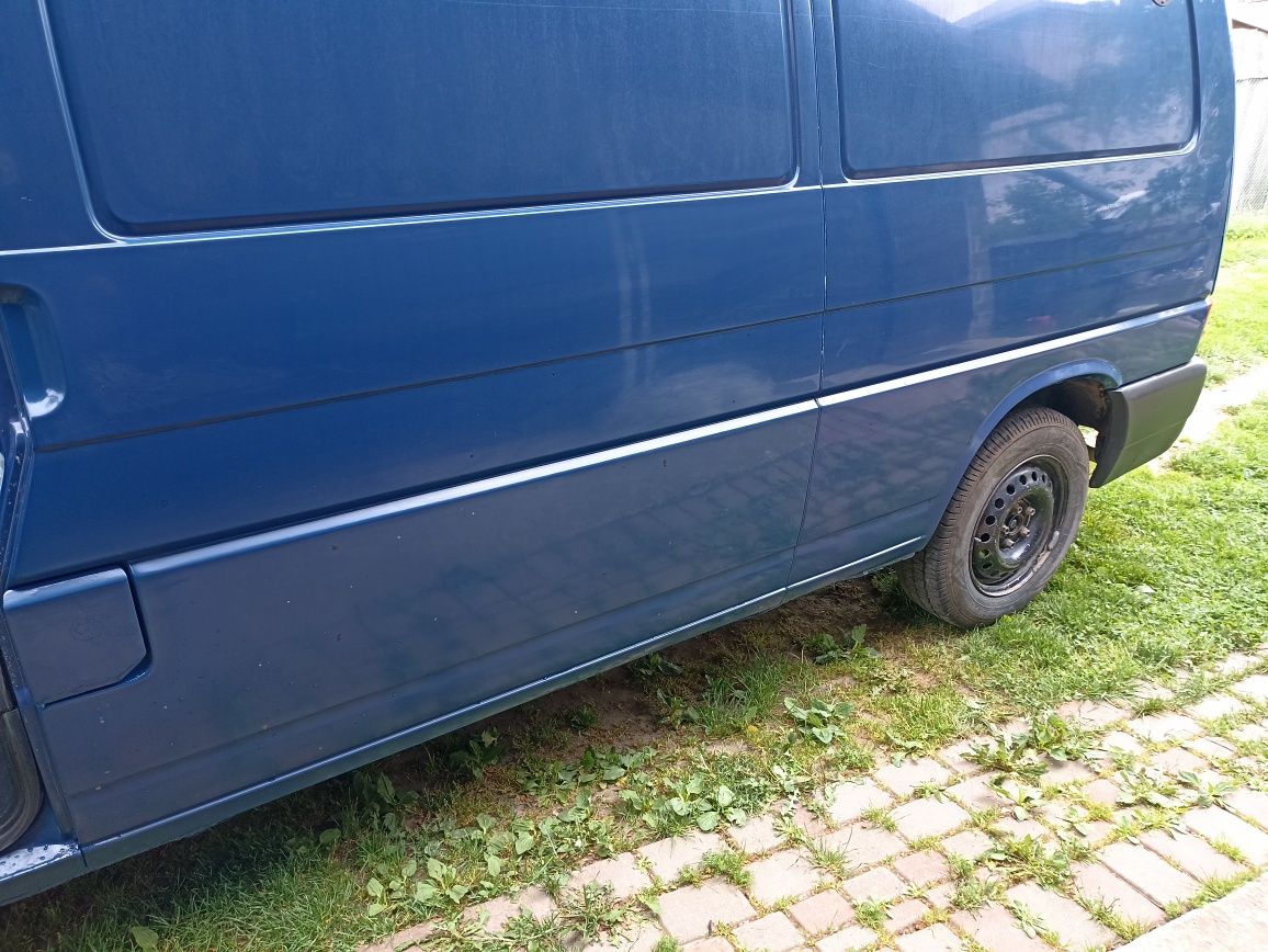 Volkswagen transporter 4