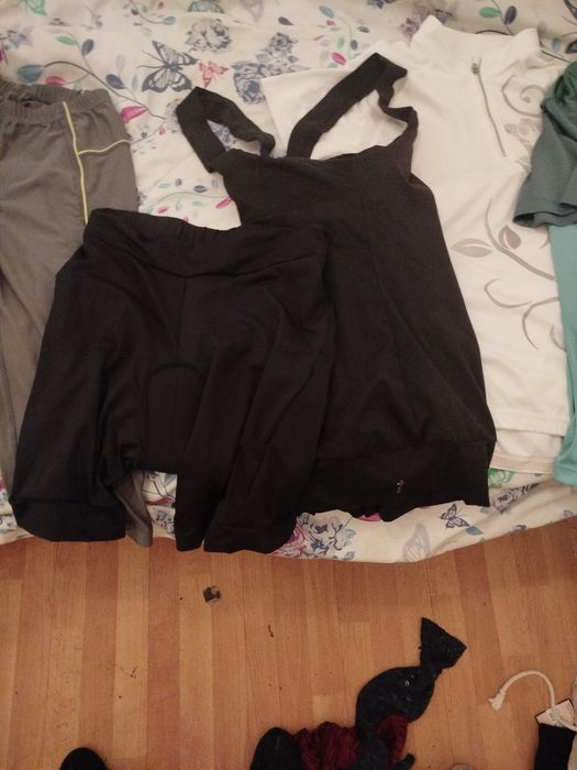 Bicicleta nova com acessórios