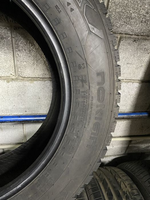 Зимові шини 235/65 R18 (110T) NOKIAN