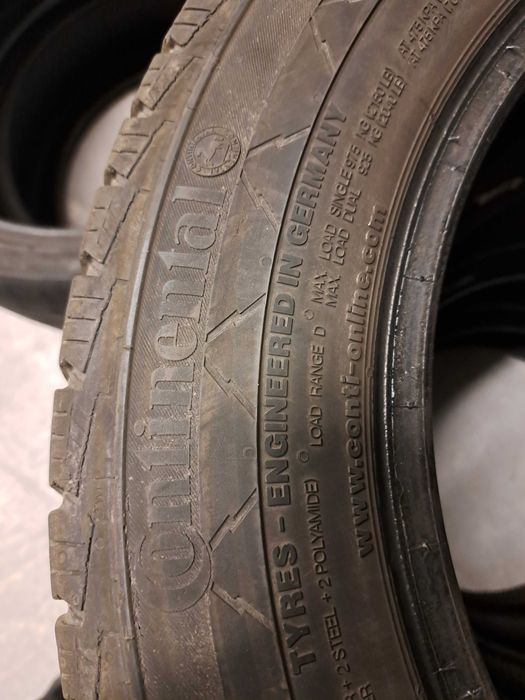 Opony zimowe Continental 205/65 R 16 C używane dostawcze