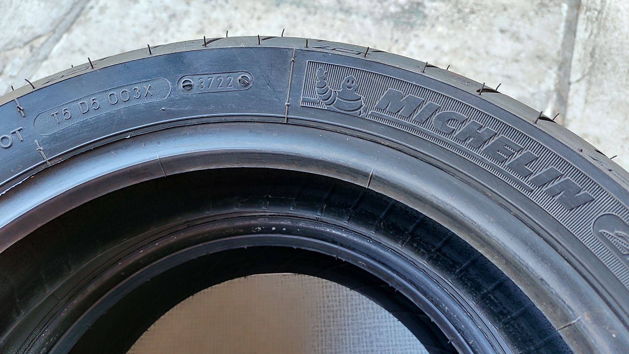 Komplet opon Michelin pover