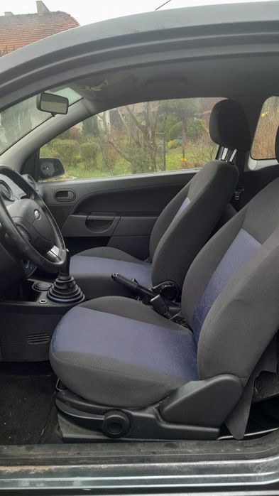 Ford fiesta mk6 facelift