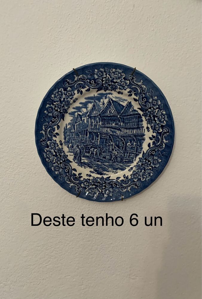 Vendo pratis azuis