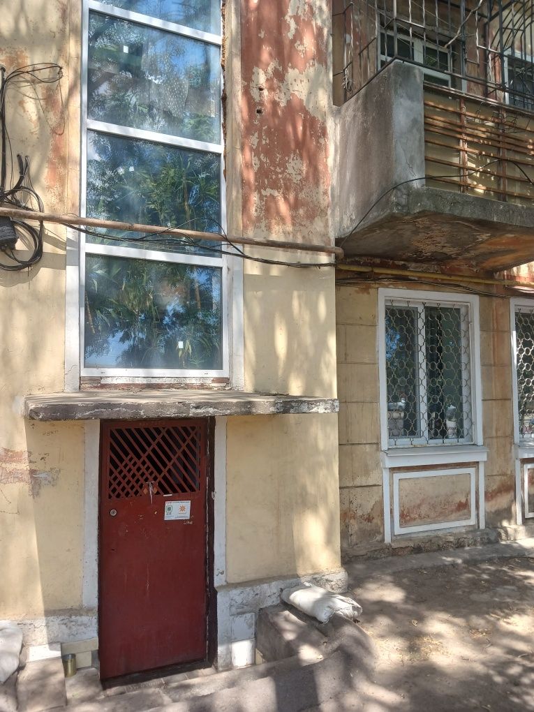 2 комн -55 метров с балконом. Центр. АГВ. Ремонт. Мебель. ул.Столбовая