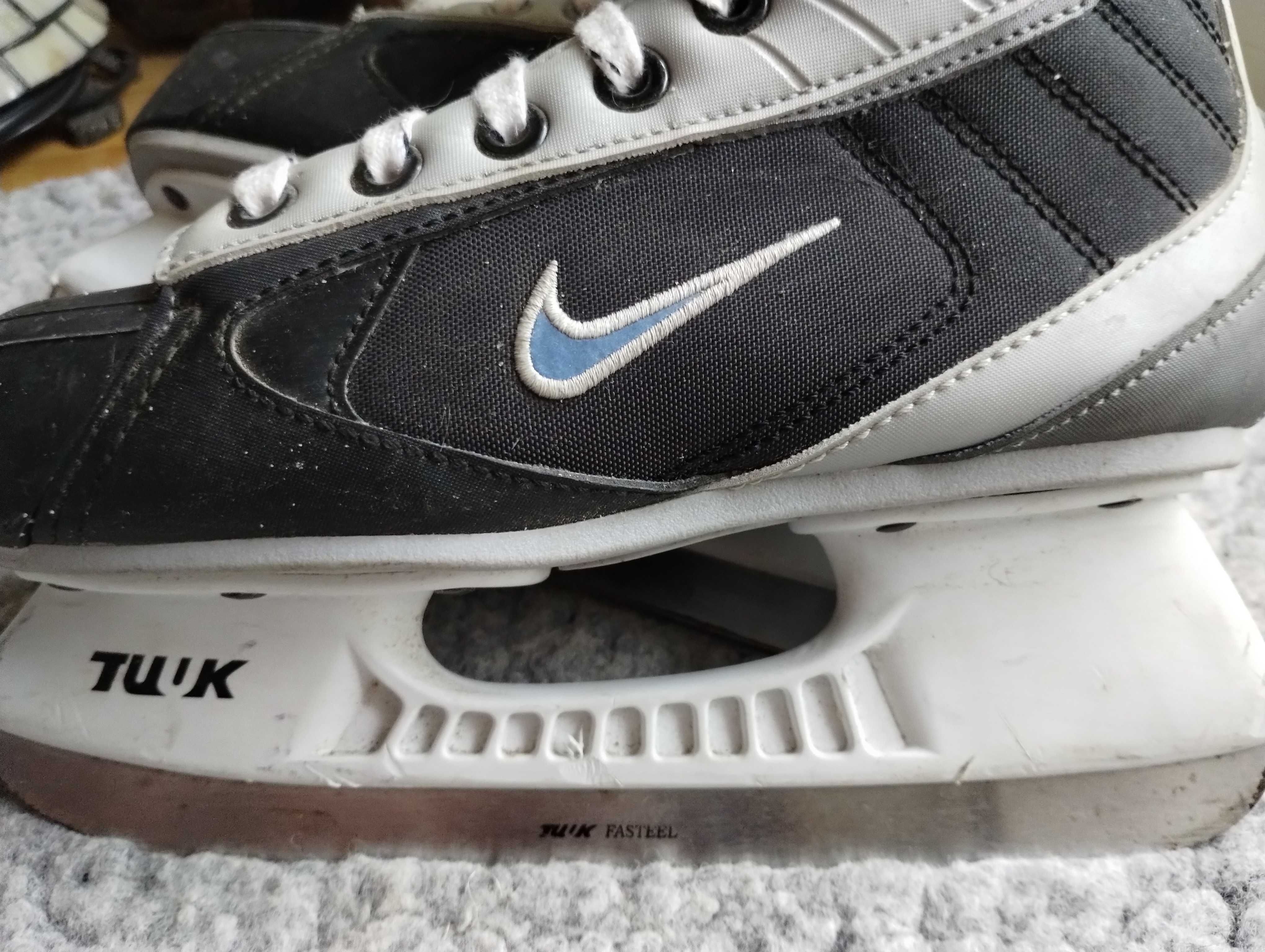 Łyżwy hokejowe Nike - rozmiar 35