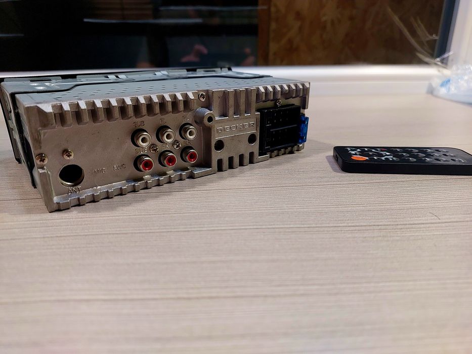 Автомагнітола Decker mdr-111bt