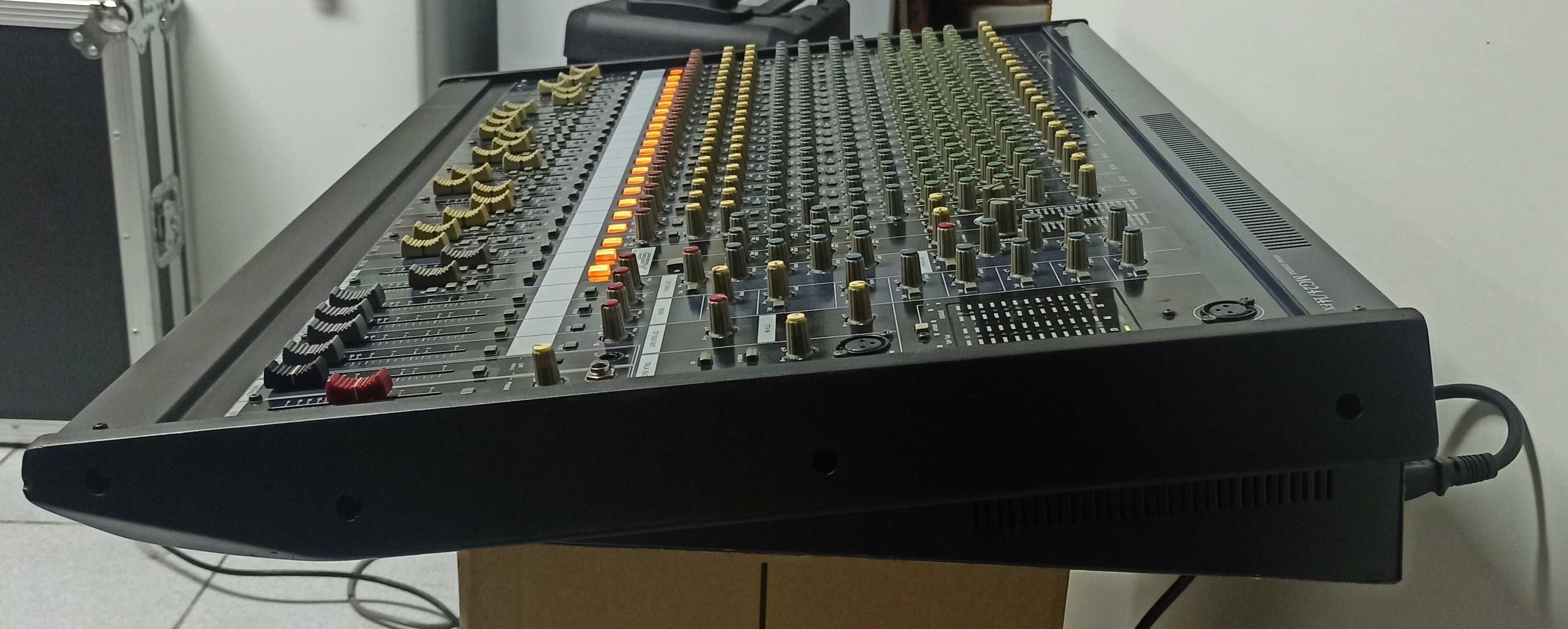 Yamaha MG24/14FX completamente funcional