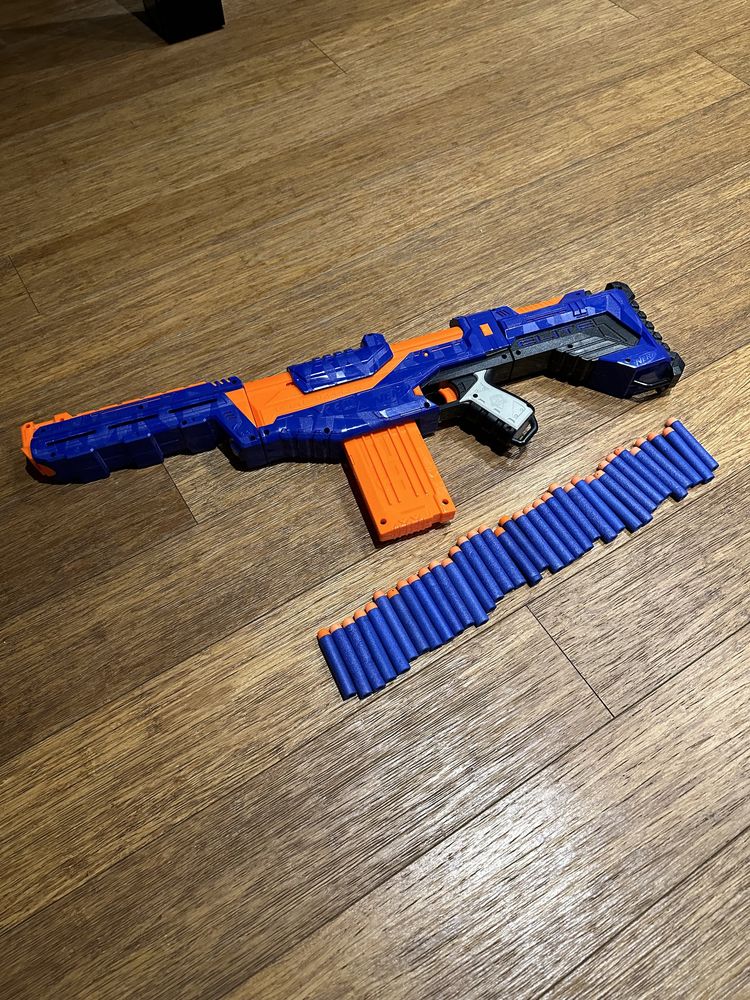 Nerf Delta Trooper + 35 strzałek