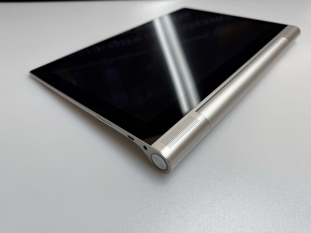 Tablet Lenovo Yoga 2 Pro z projektorem , 1380F