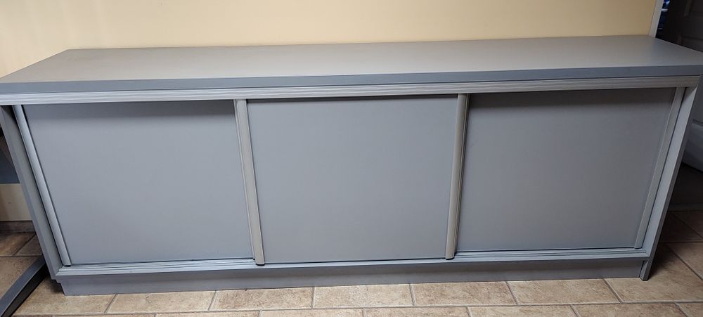 Komoda z drzwiami przesuwnymi 250 cm x 53 cm x 90 cm