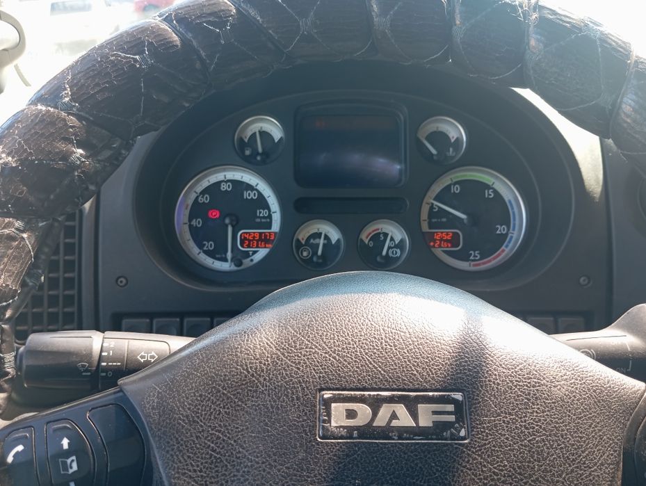 Даф 105 тягач з прицепом