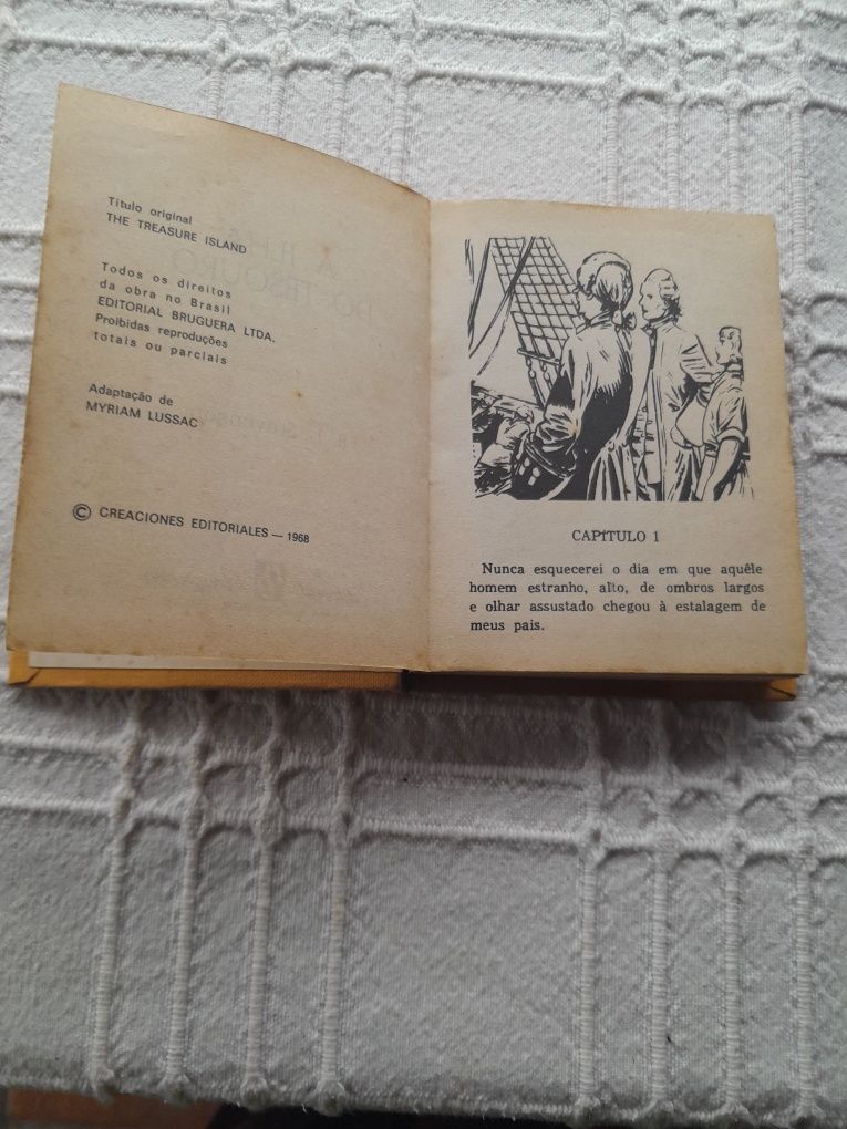 Livro infantil"A ilha do tesouro" R.l. Stevenson.De 1968.