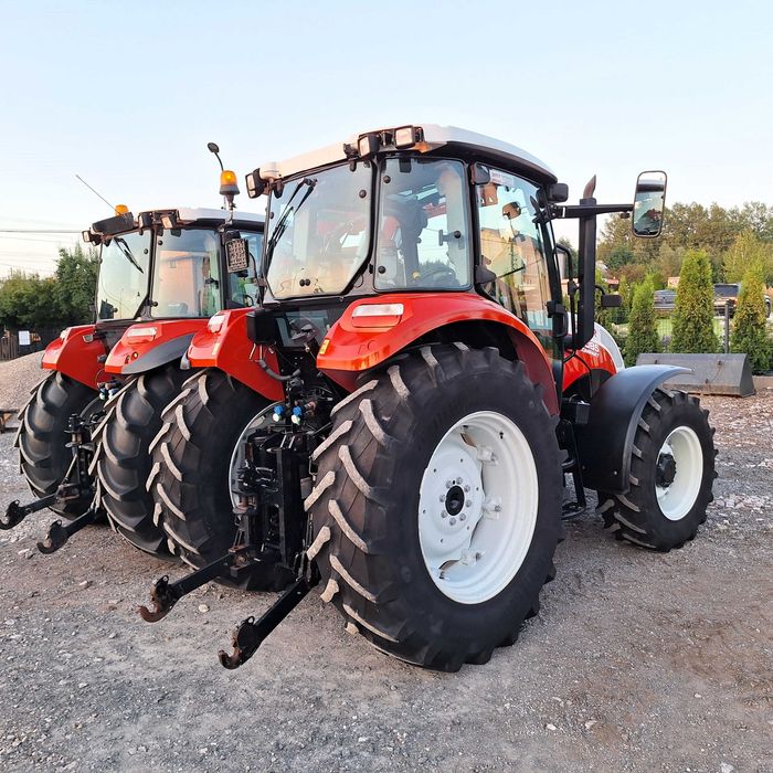 Steyr kompakt 4085 .1907MTG 2017ROK SALON POLSKA New Holland Case