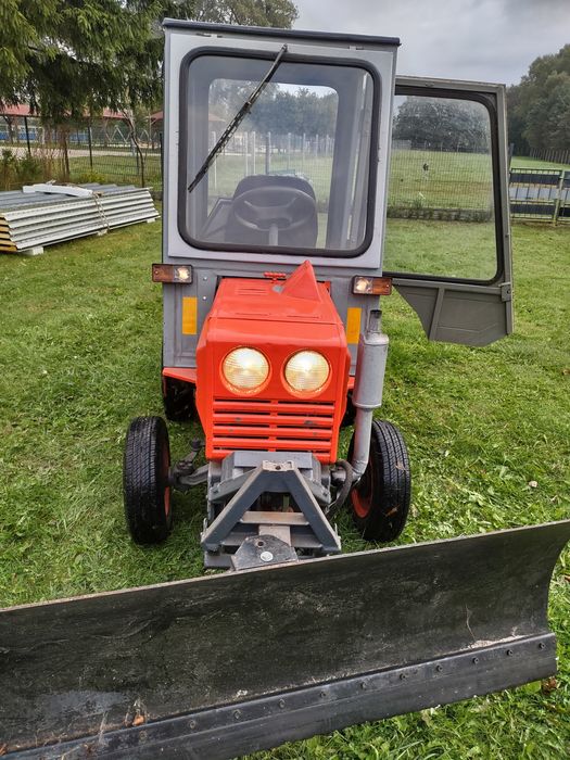 Traktor ogrodowy kmz 012