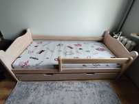 Łóżko dziecięce drewniane używane jak nowe