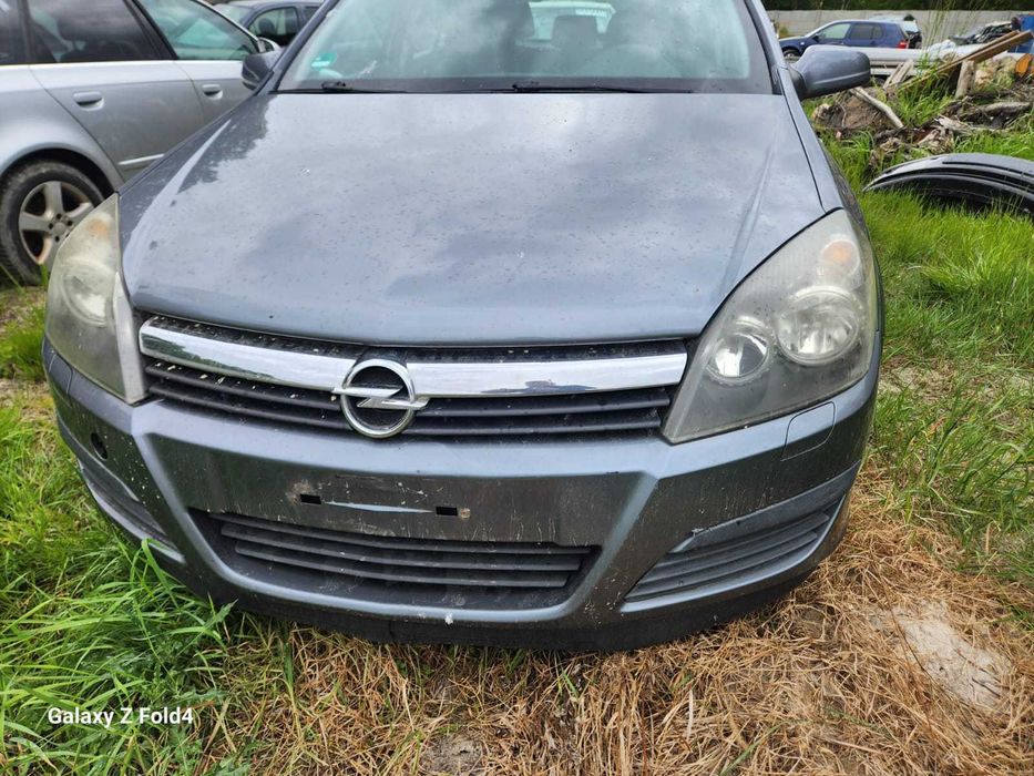 Opel Astra H Z155 kombi, błotnik, drzwi, Klima kierownica lampy
