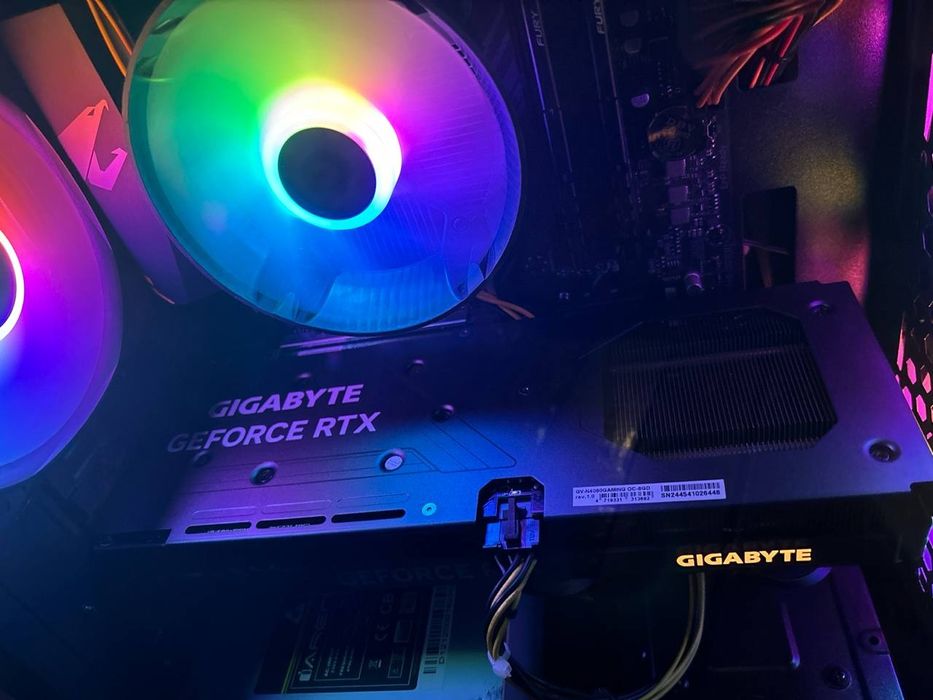 Відеокарта Gigabyte GeForce RTX 4060 Gaming OC 8192MB