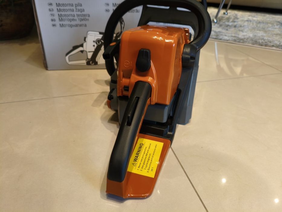 Piła Spalinowa Pilarka Holzfforma G255