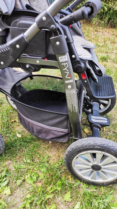 Sprzedam wózek 2w1