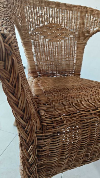 Cadeira marca IKEA