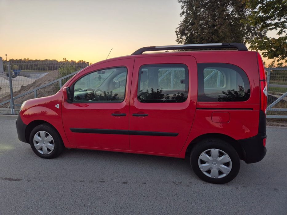 Renault Kangoo 1.6i opłacony, 89 tys km, klimatyzacja, hak