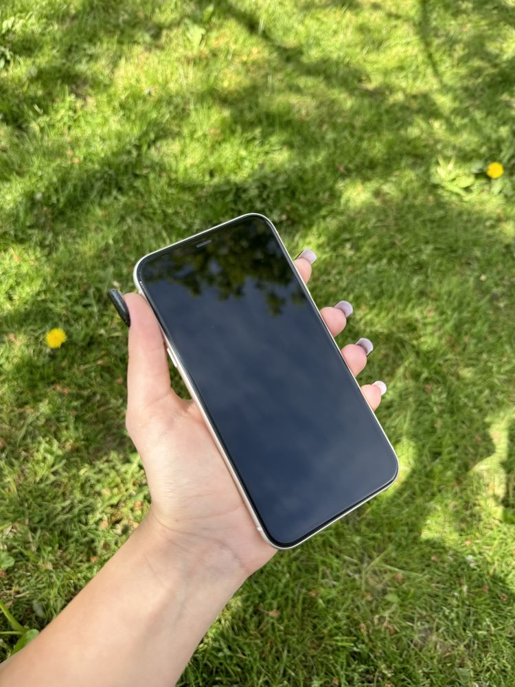 iPhone 11 w bardzo dobrym stanie