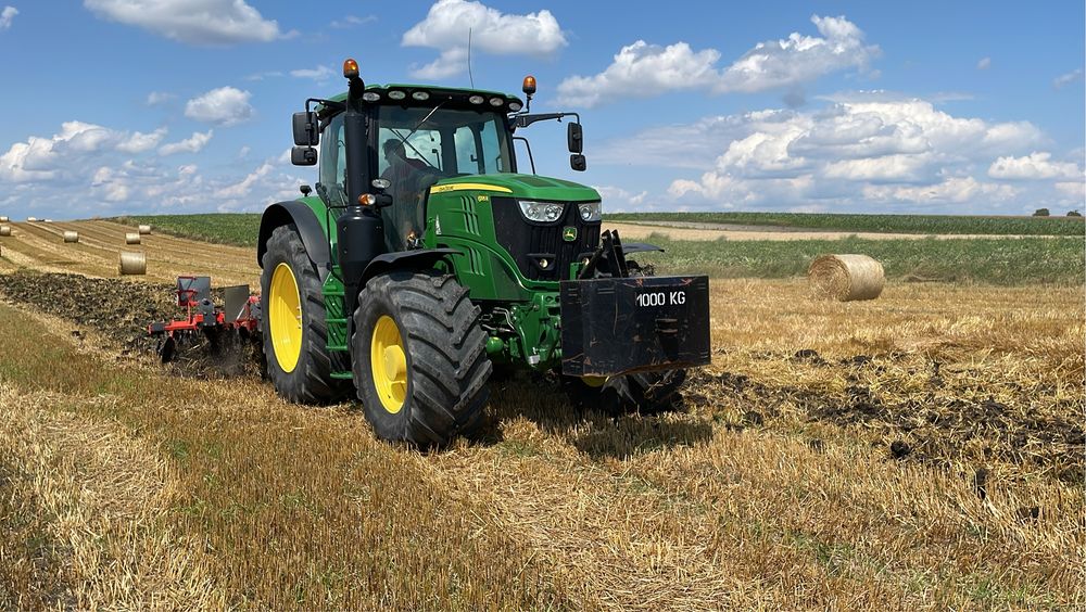 Wynajem ciagnika John Deere o mocy od 100 do 250 Koni Bez operatora