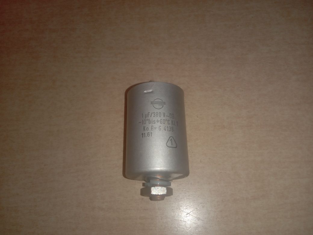 Kondensator rozruchowy Rft 1 uF - 380V