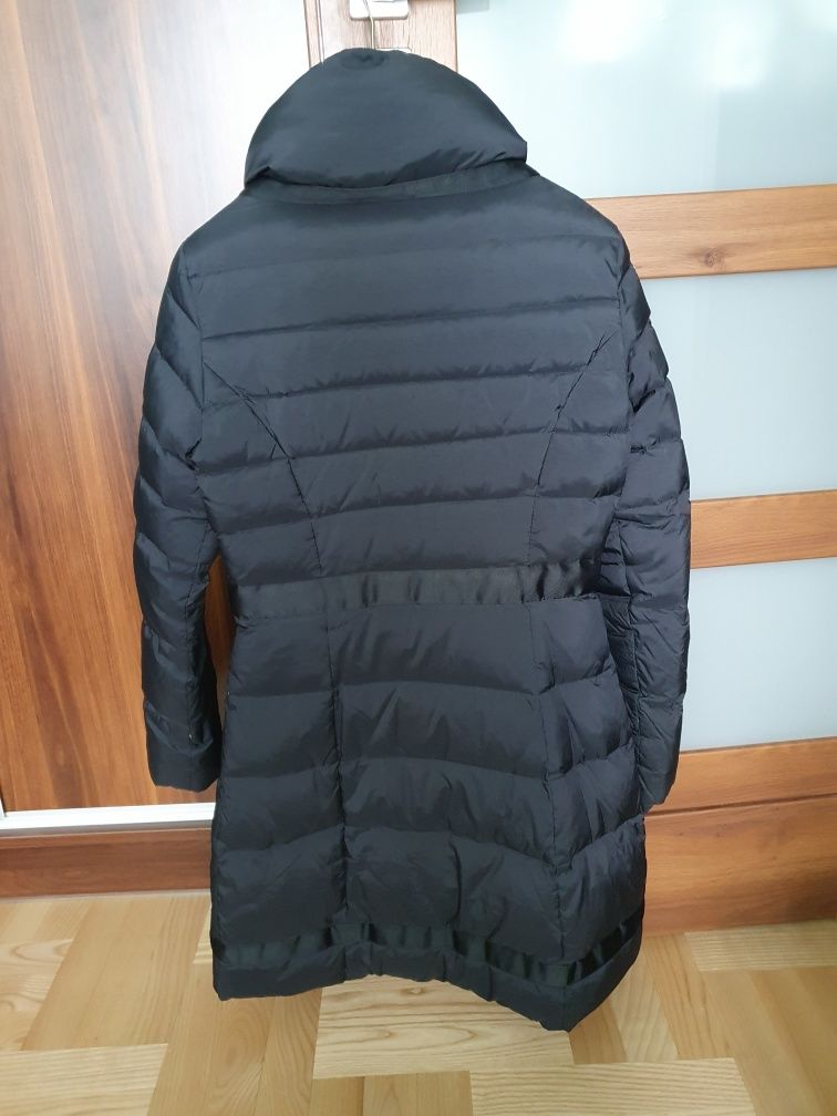 Czarna kurtka damska