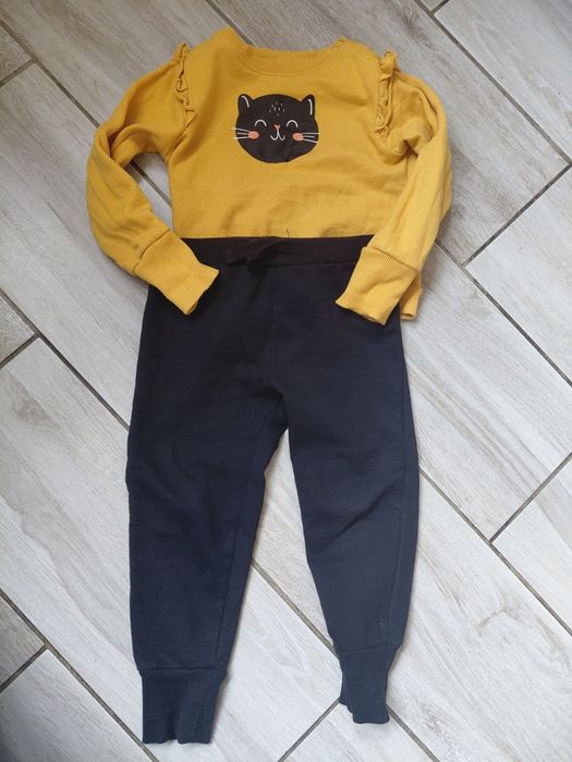 Dres dziecięcy dziewczynka