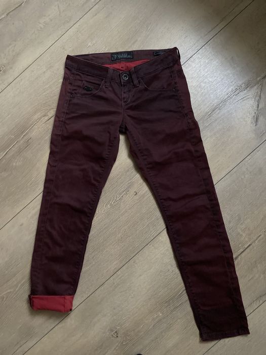 Jesnsy Guess