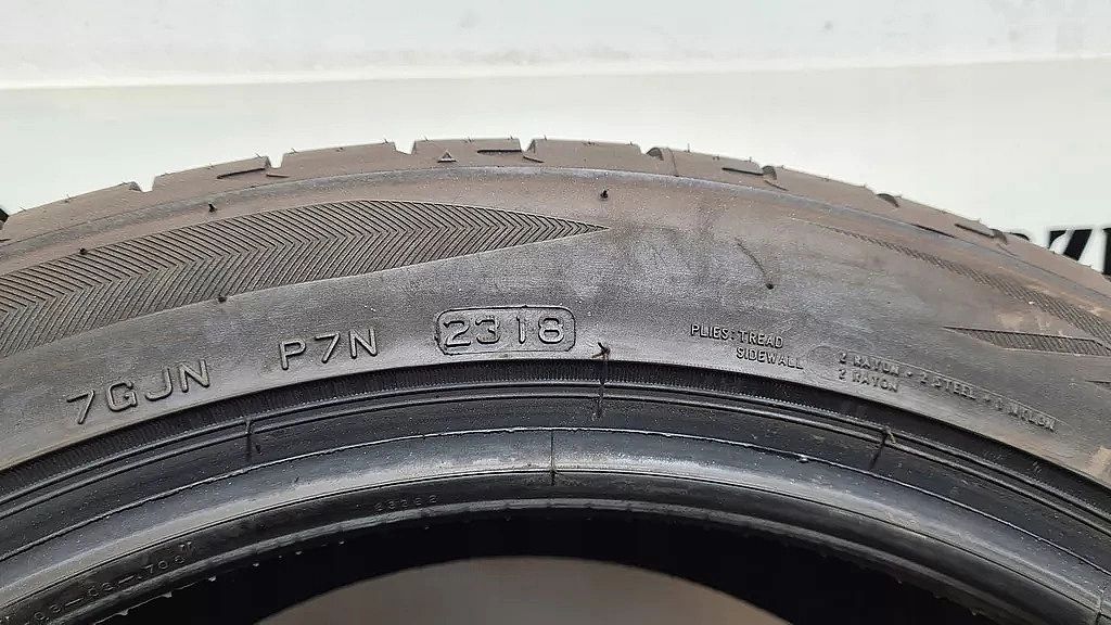 Bridgestone PotenzaS001, 235/45/19/7,5mmJakNowe1242