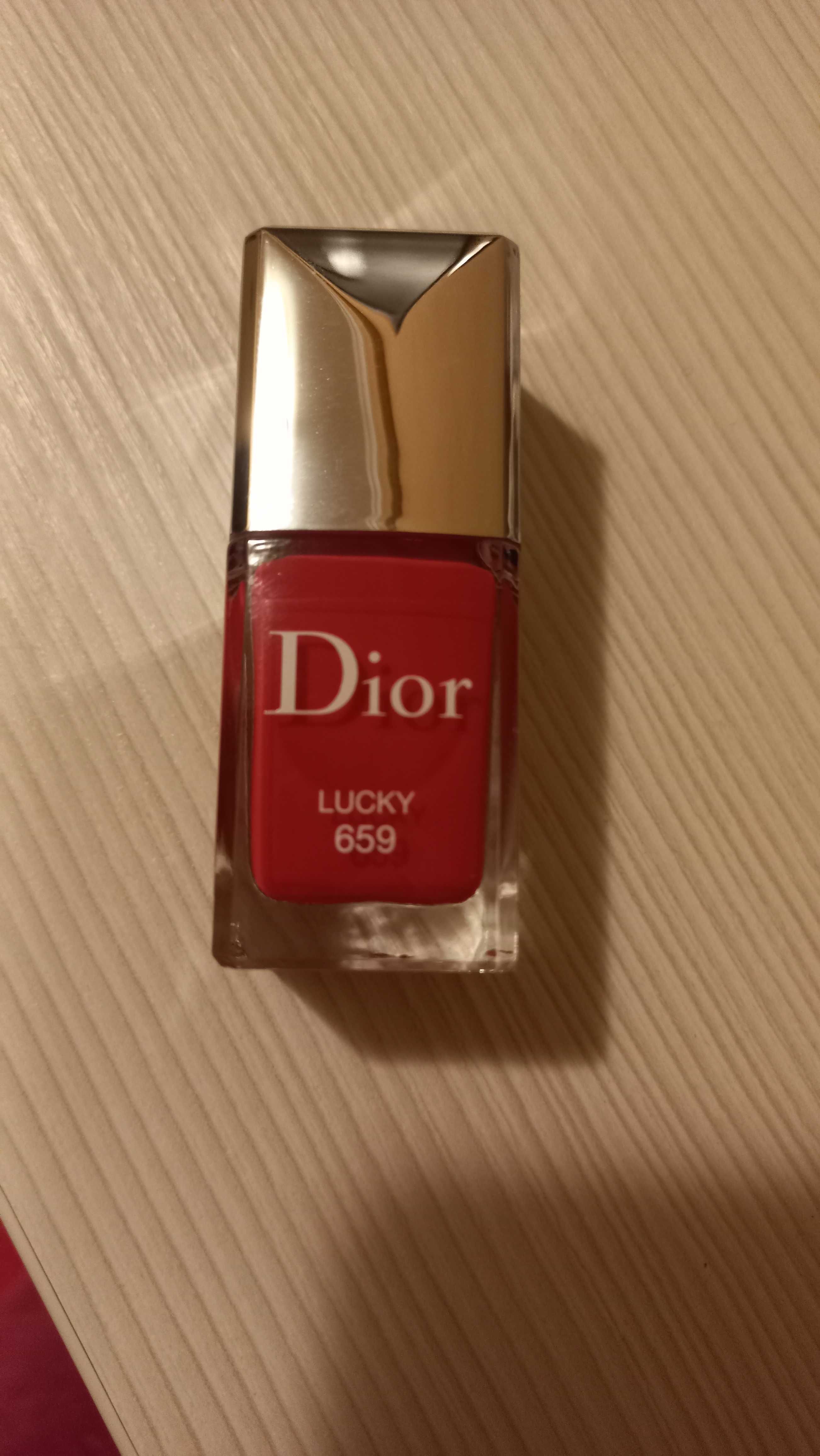 Лак для нігтів Dior рожевий