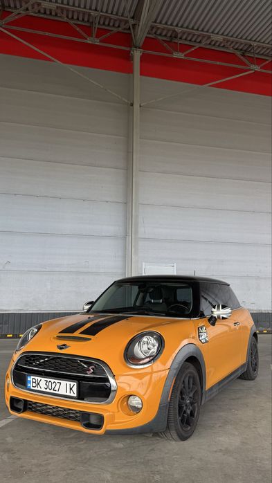 Автомобіль mini cooper s 2014