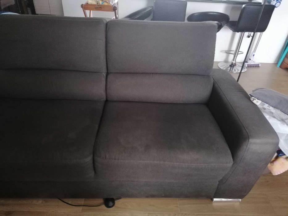 Sofá 3 lugares marca Tourini