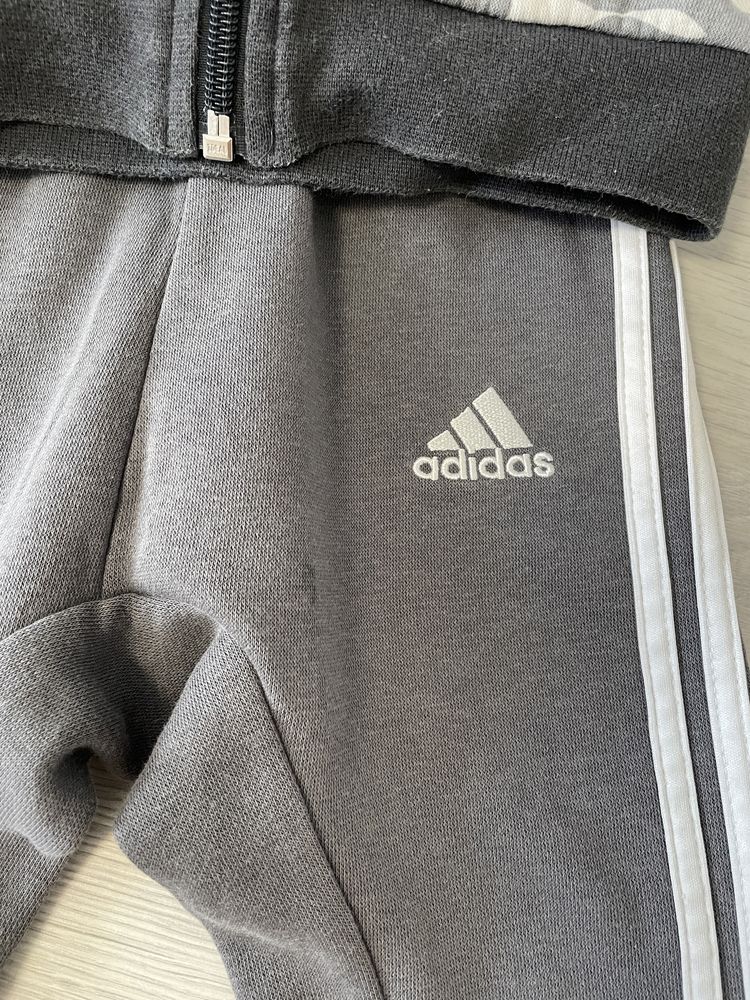 костюм adidas для хлопчика