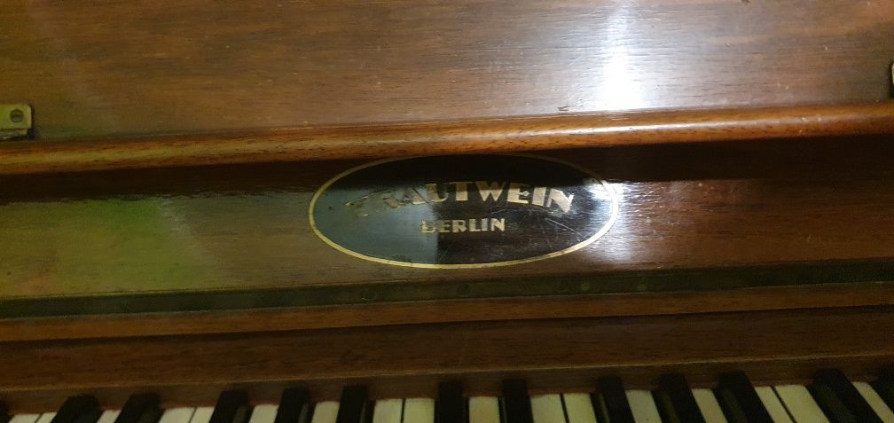 Sprzedam w pełni sprawne pianino firmy Trautwein Berlin