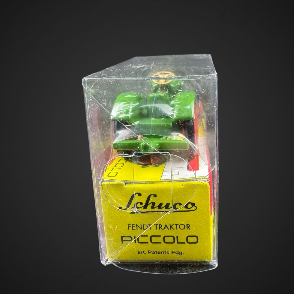 Model Schuco Piccolo 1:90 Fendt Traktor J/5
