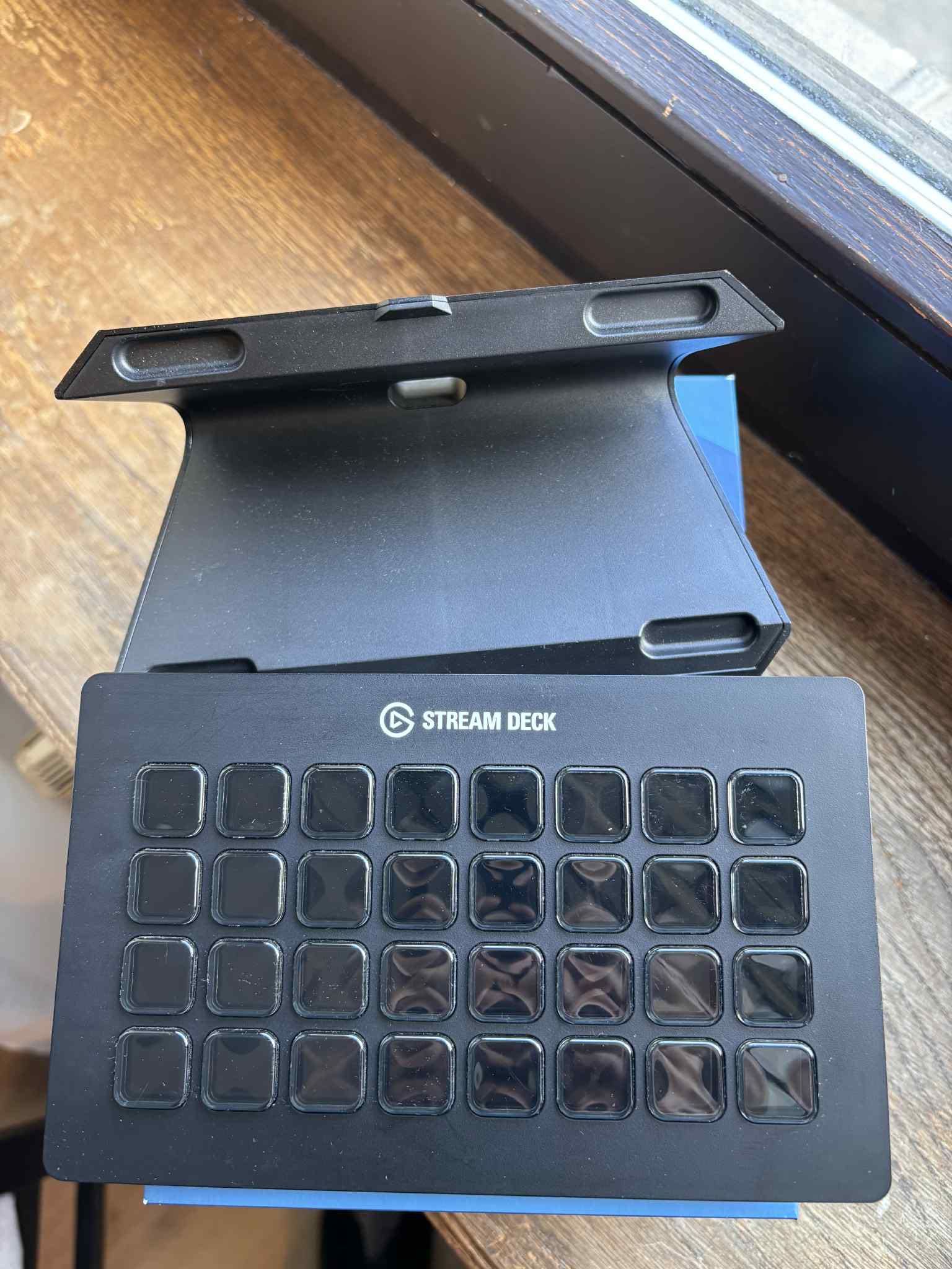 Sprzedam Streamdeck XL