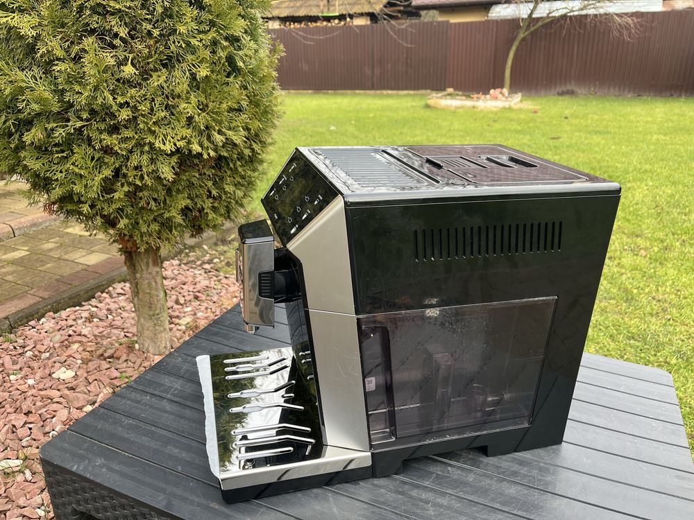 Кавоварка DeLonghi PrimaDonna Class провірена